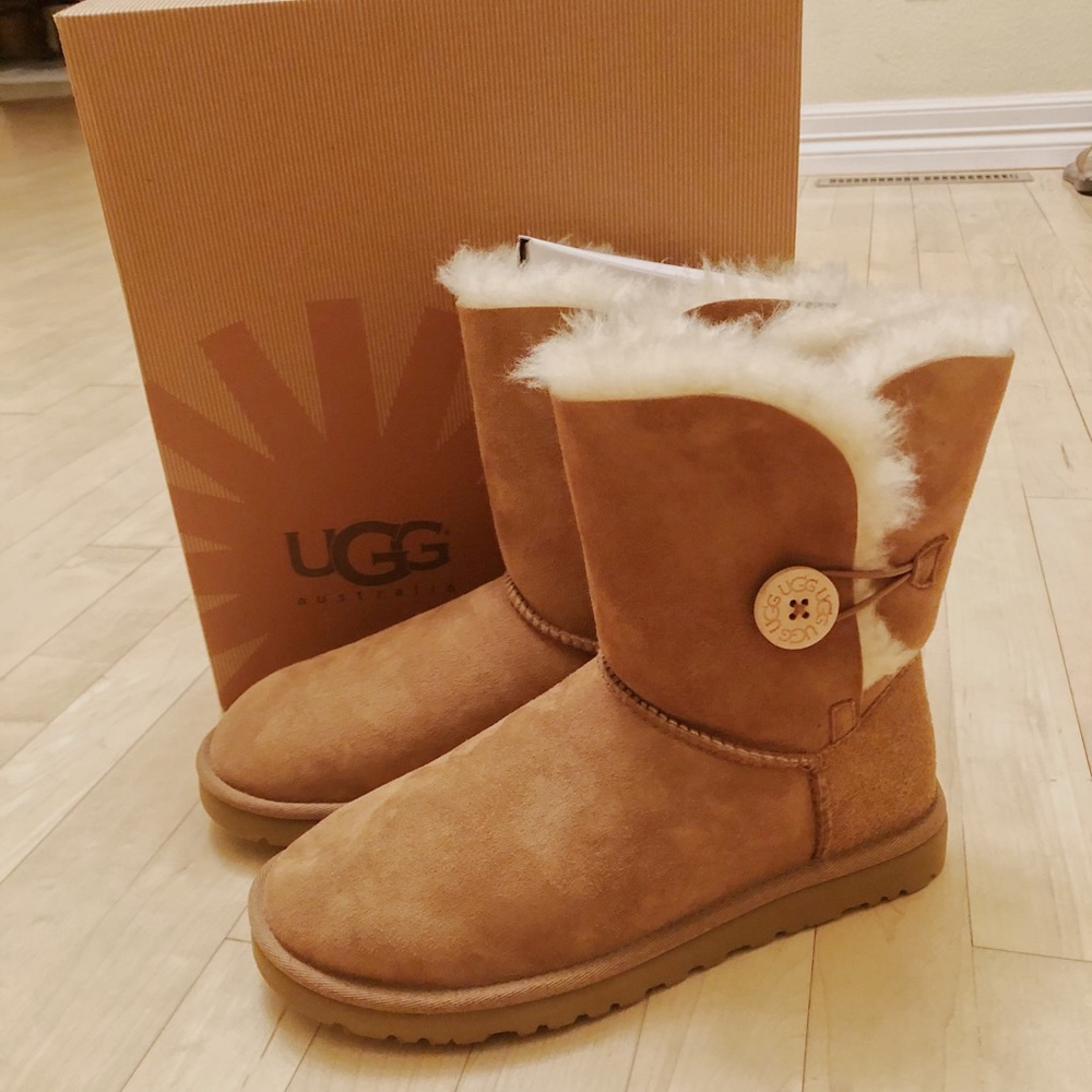 Ugg Chestnut Bailey Button Boot